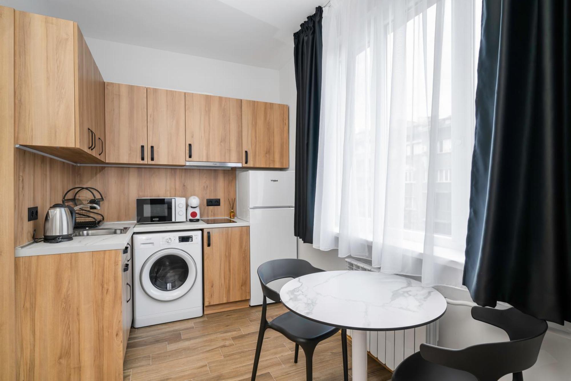 Cozy Flats Near Alexander Nevski Cathedral By Flat Mаnager Apartemen