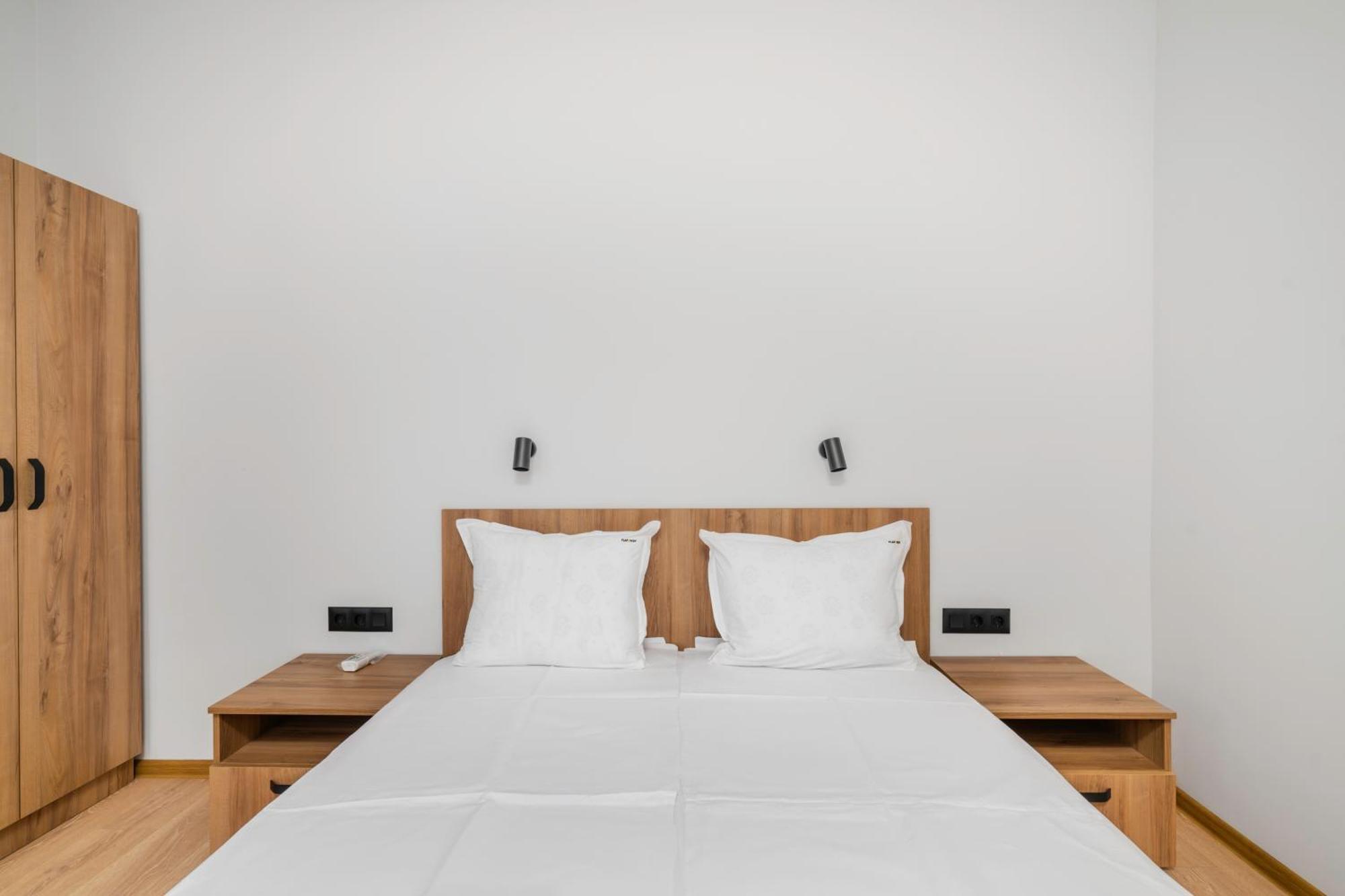 Cozy Flats Near Alexander Nevski Cathedral By Flat Mаnager Apartament Sofia