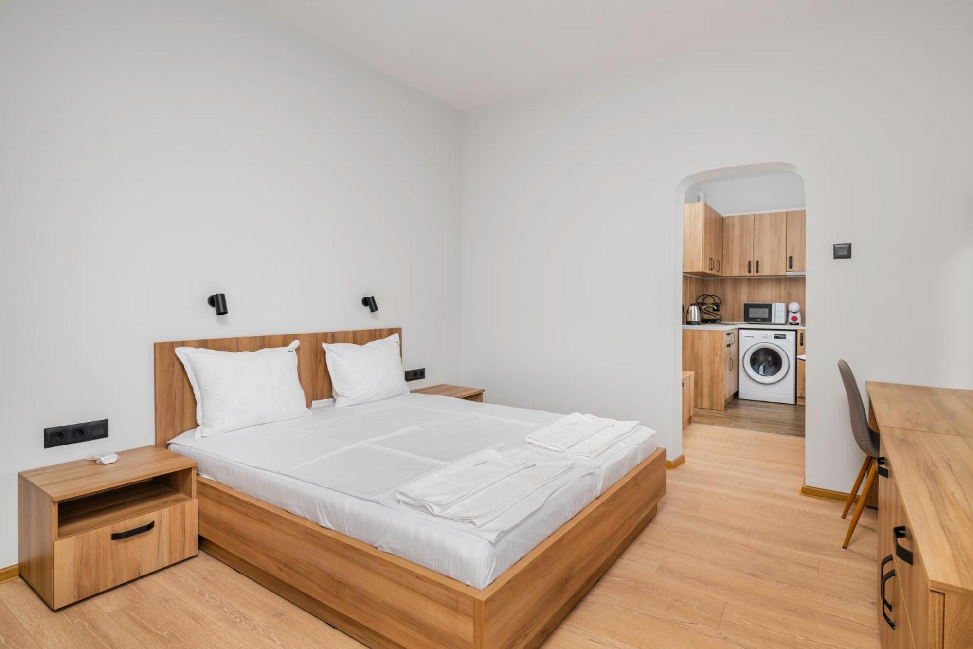 Cozy Flats Near Alexander Nevski Cathedral By Flat Mаnager Apartemen Sofia